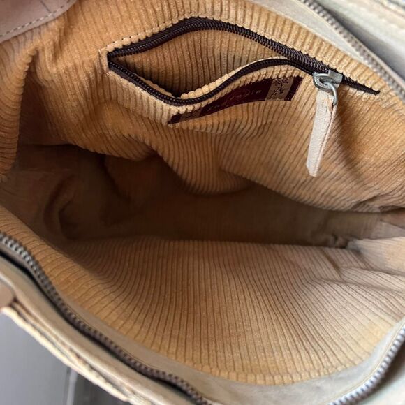 Vintage Bagteria Embellished Tapestry Handbag – Beaded & Textured Design - Picture 4 of 5